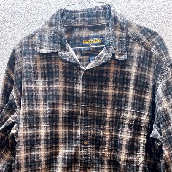 Woolrich Plaid Flannel Shirt Men's Large Long Sleeve Button Down Classic Outdoor - Picture 3 of 8